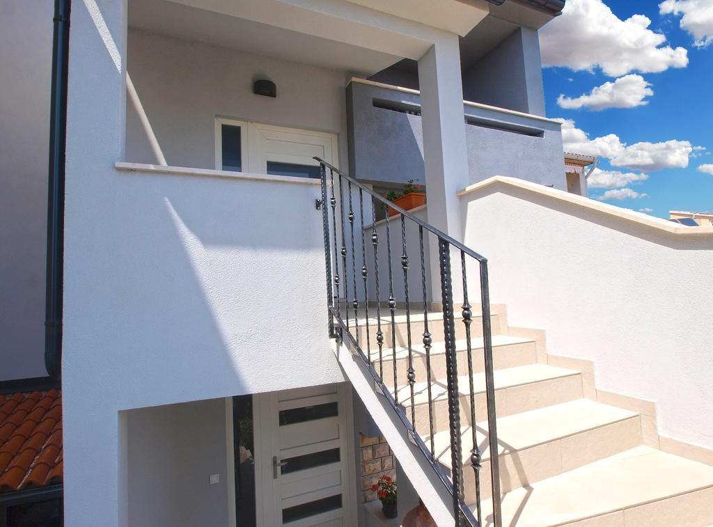 Apartments Nadija 1366 Pula Exterior photo